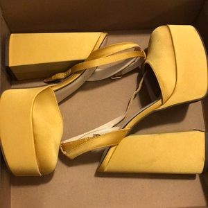 Jessica Simpson Yellow Heels
